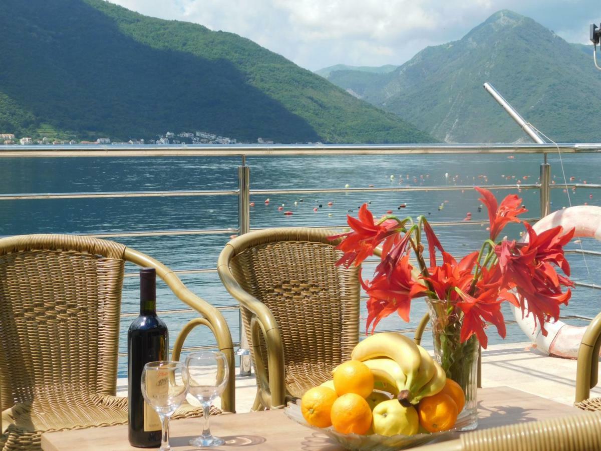 Apartman Posejdon Kotor Exterior foto