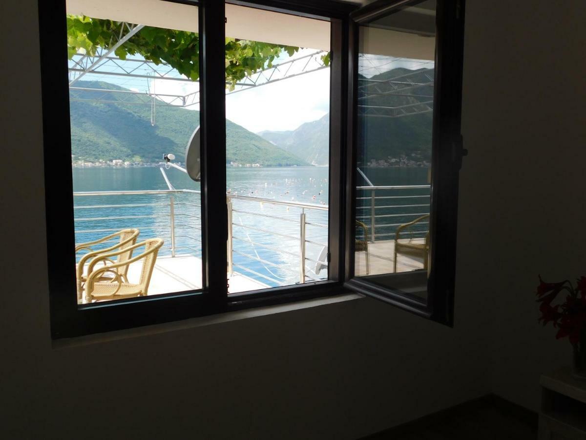 Apartman Posejdon Kotor Exterior foto