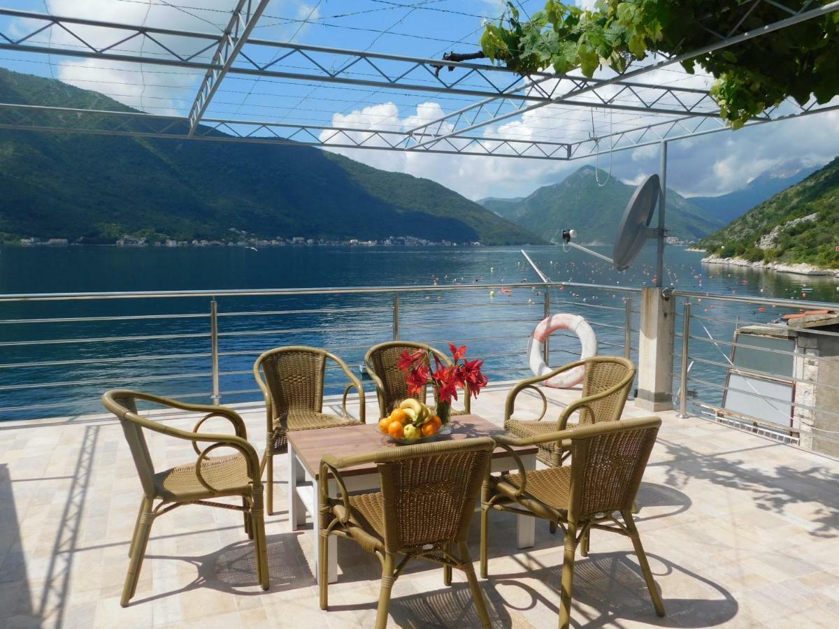 Apartman Posejdon Kotor Exterior foto