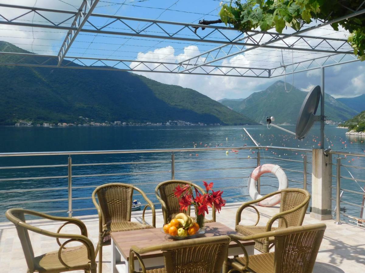 Apartman Posejdon Kotor Exterior foto