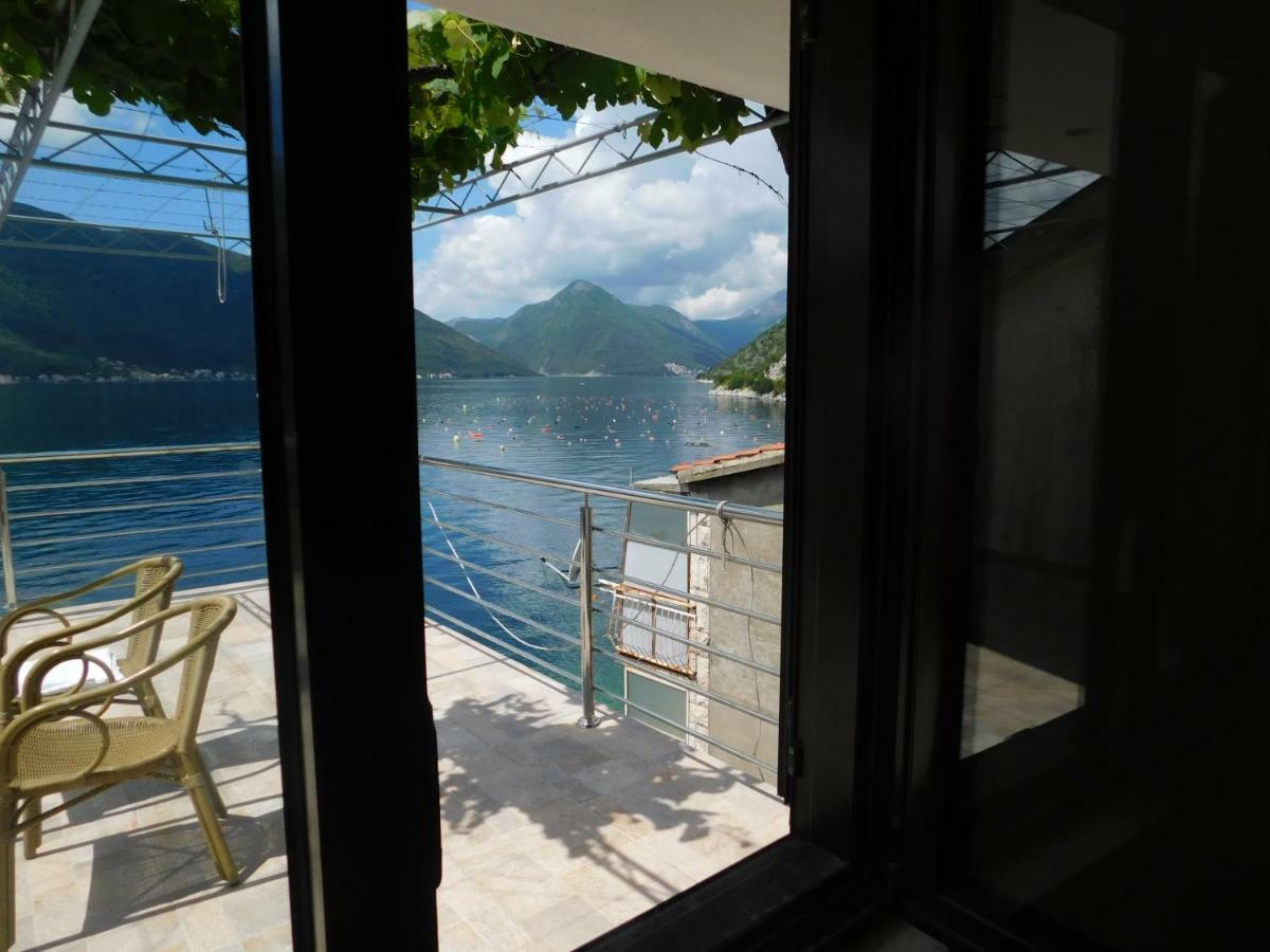 Apartman Posejdon Kotor Exterior foto