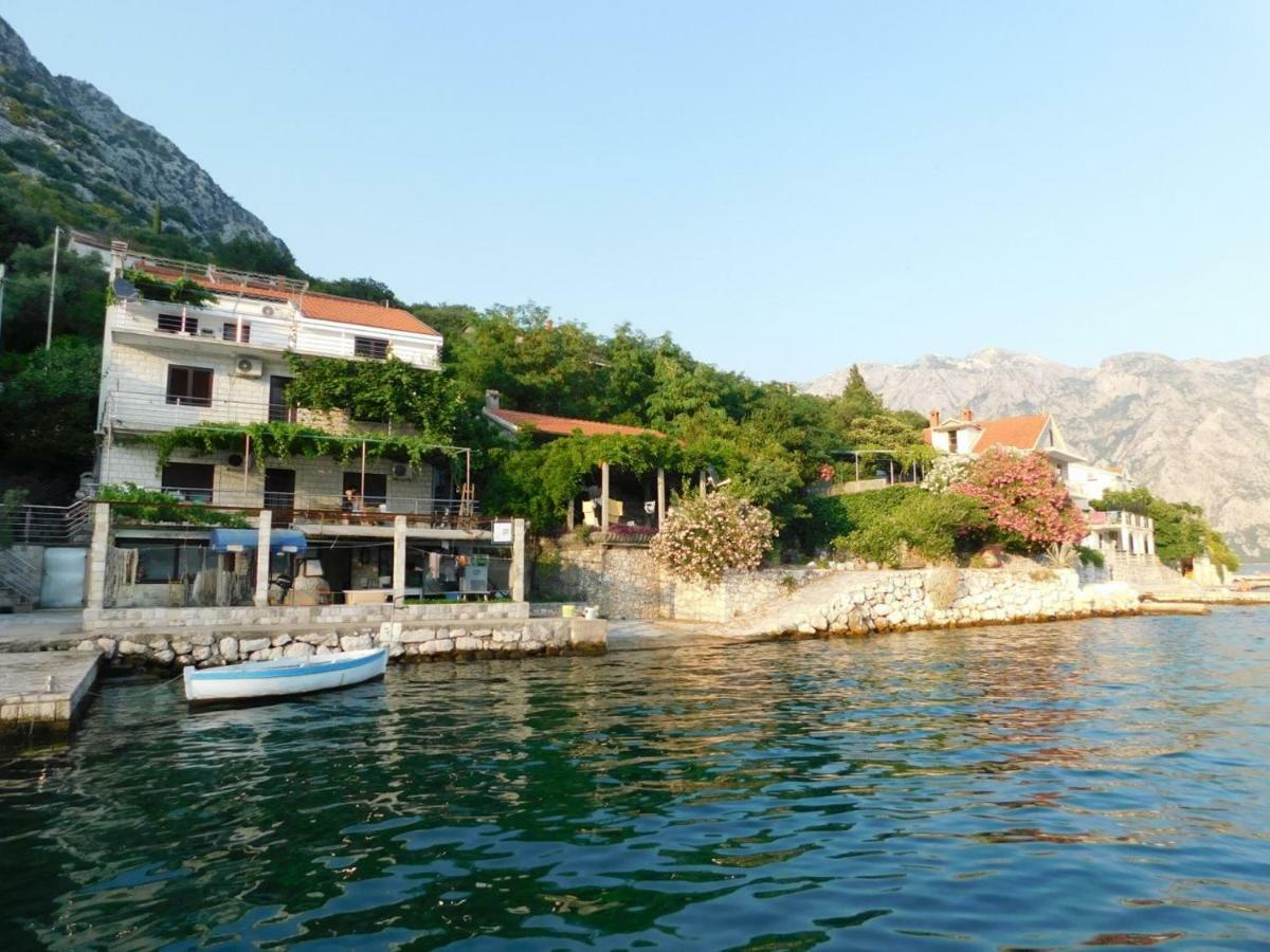 Apartman Posejdon Kotor Exterior foto